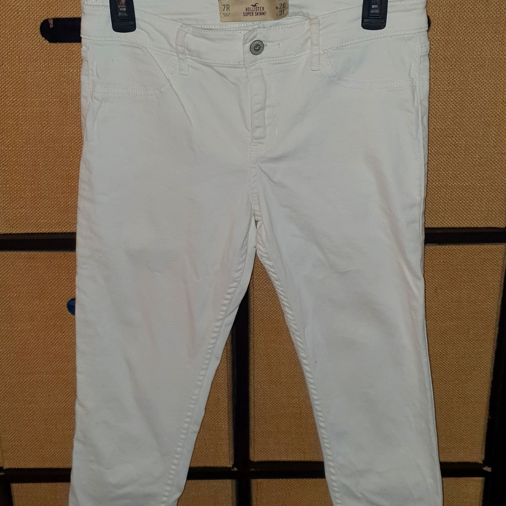 Juniors White Hollister Super Skinny Jeans, size 7R